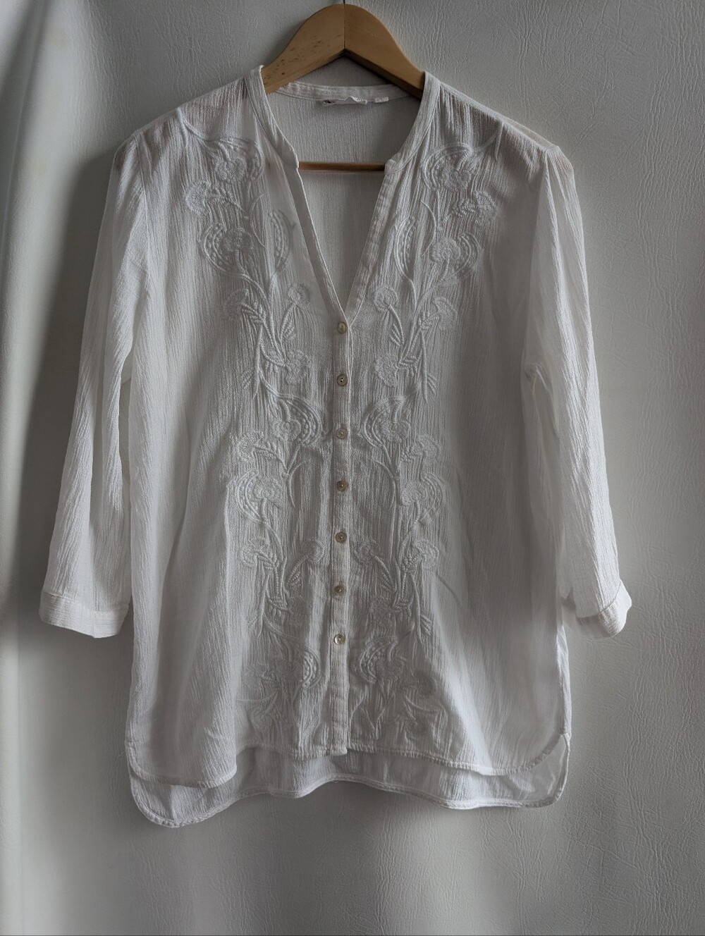 J. Jill White Cotton Embroidered V-Neck Button Top 3/4 Sleeves - S